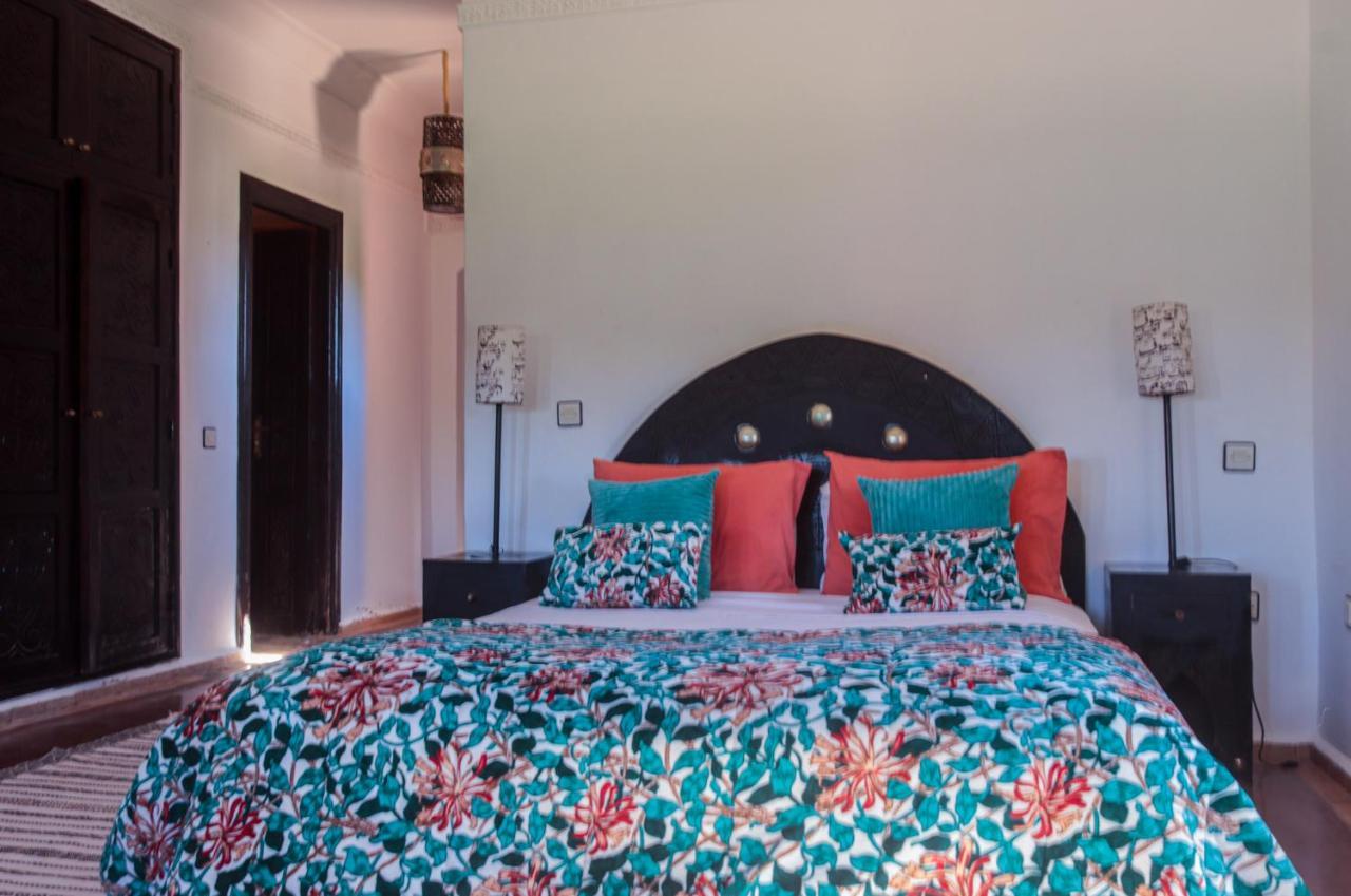 Kasbah Caracalla Bed & Breakfast Ait Zat Ngoại thất bức ảnh