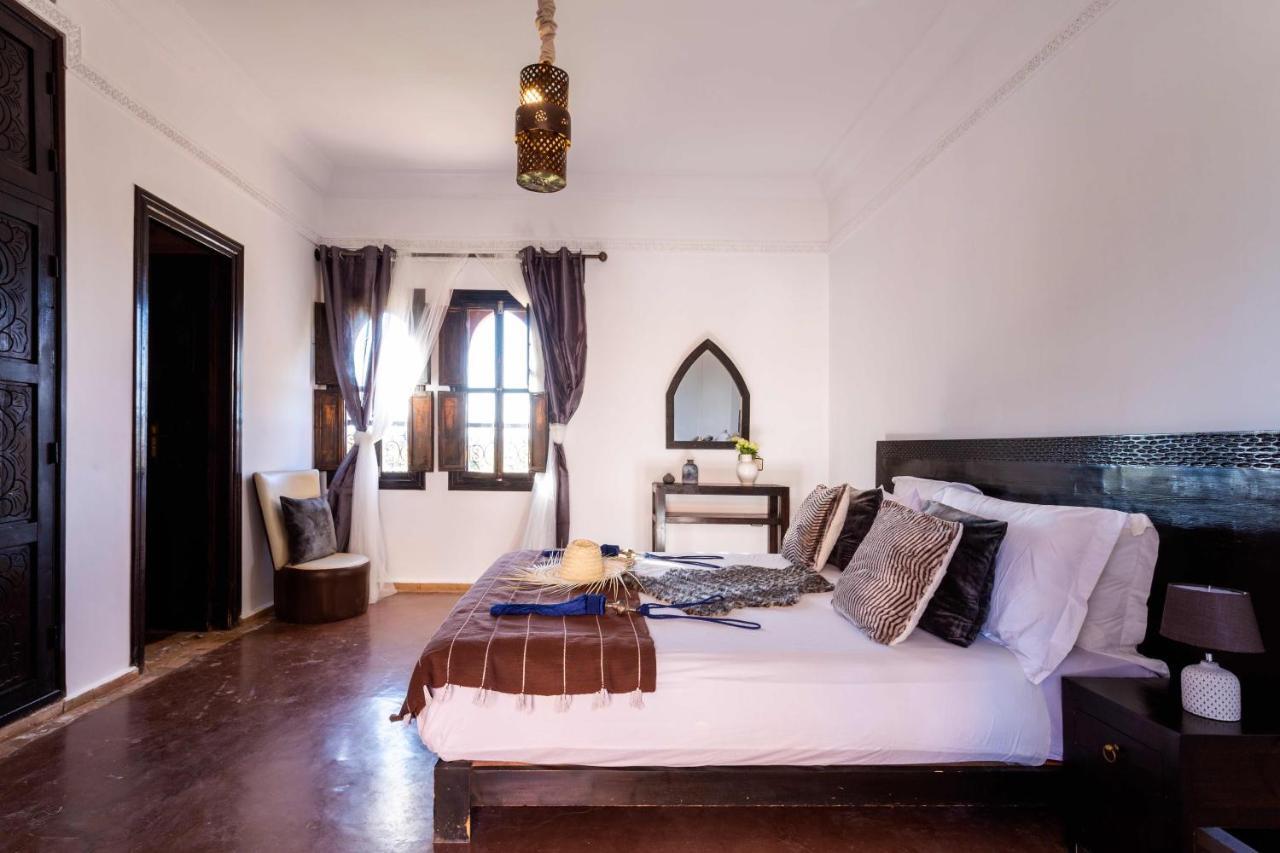 Kasbah Caracalla Bed & Breakfast Ait Zat Ngoại thất bức ảnh