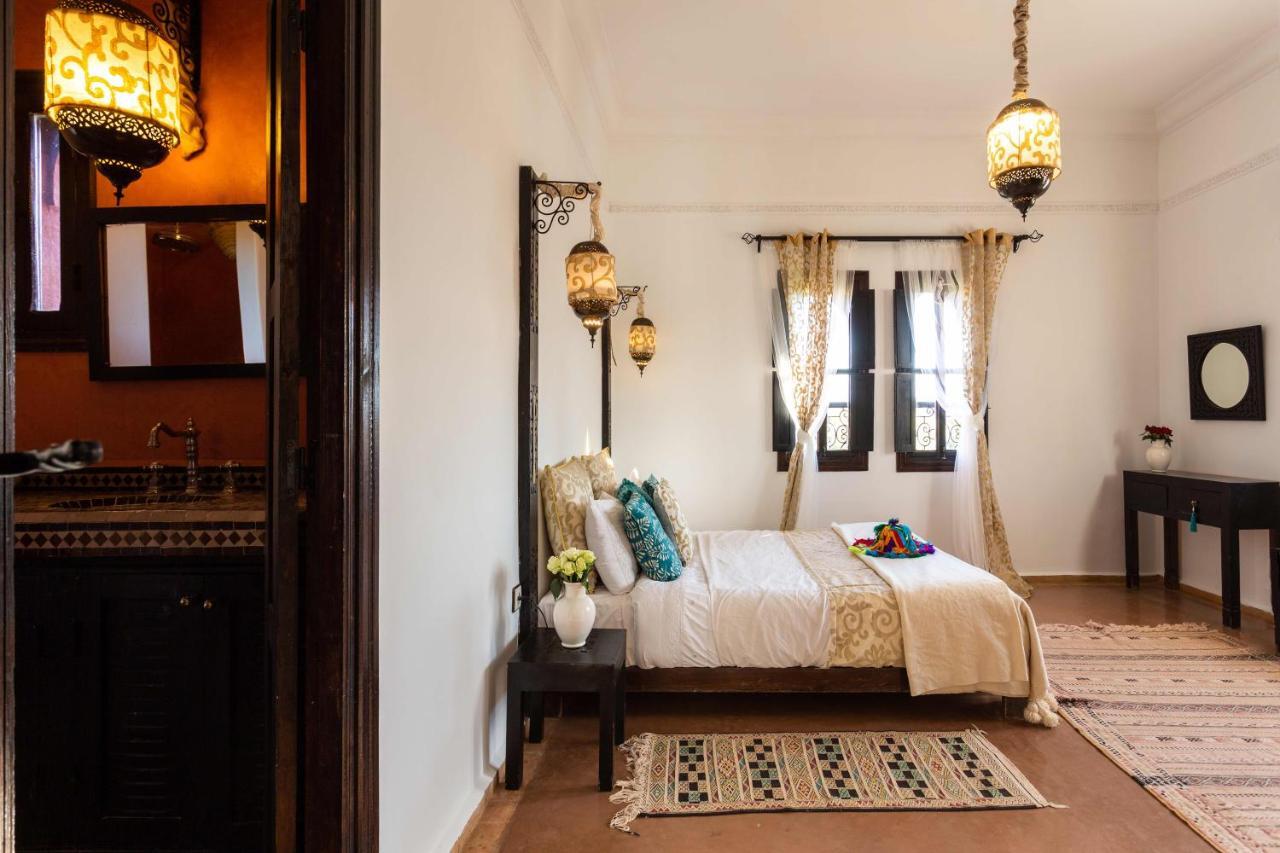 Kasbah Caracalla Bed & Breakfast Ait Zat Ngoại thất bức ảnh