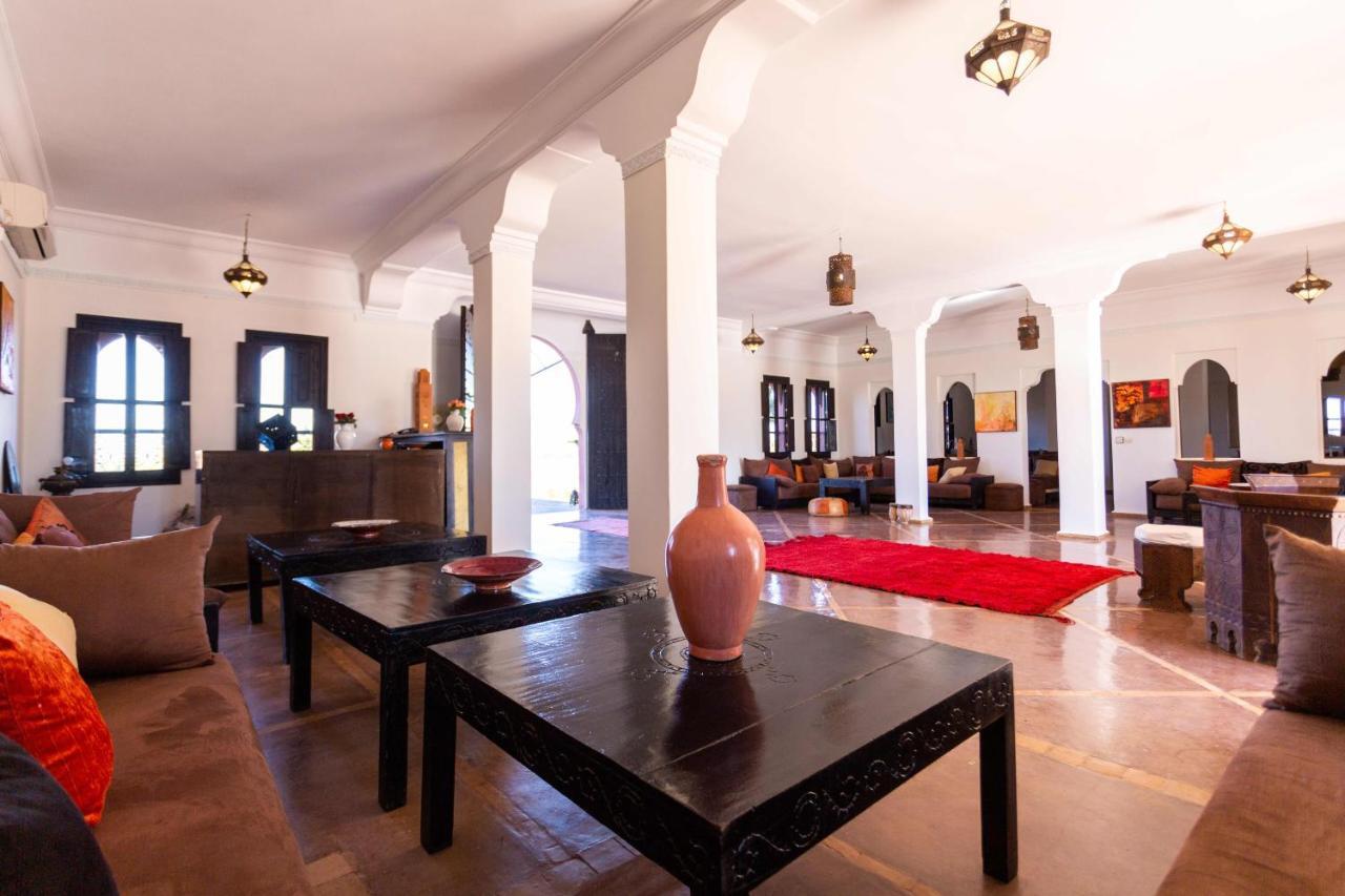 Kasbah Caracalla Bed & Breakfast Ait Zat Ngoại thất bức ảnh