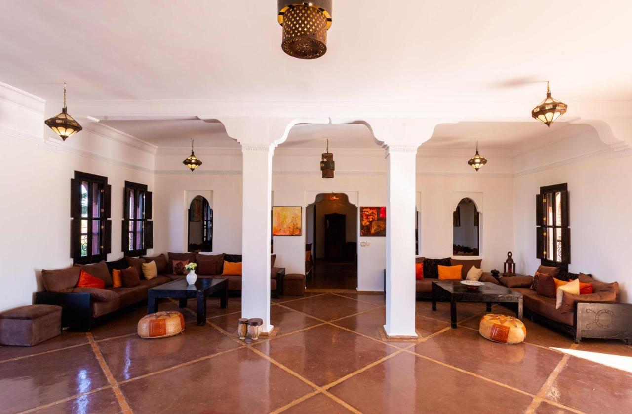 Kasbah Caracalla Bed & Breakfast Ait Zat Ngoại thất bức ảnh